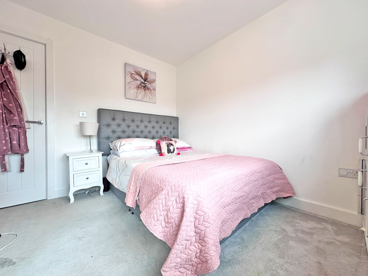 Laura Roberts Close, WEST BROMWICH, B70 0FJ