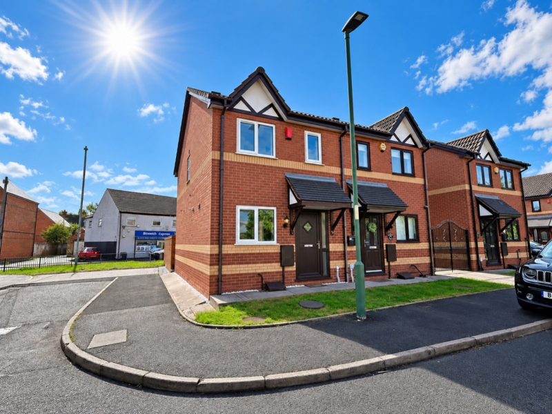 Little Clothier Street, Willenhall, WV13