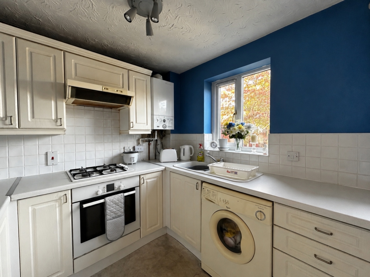 Bure Grove, Willenhall, West Midlands, WV13