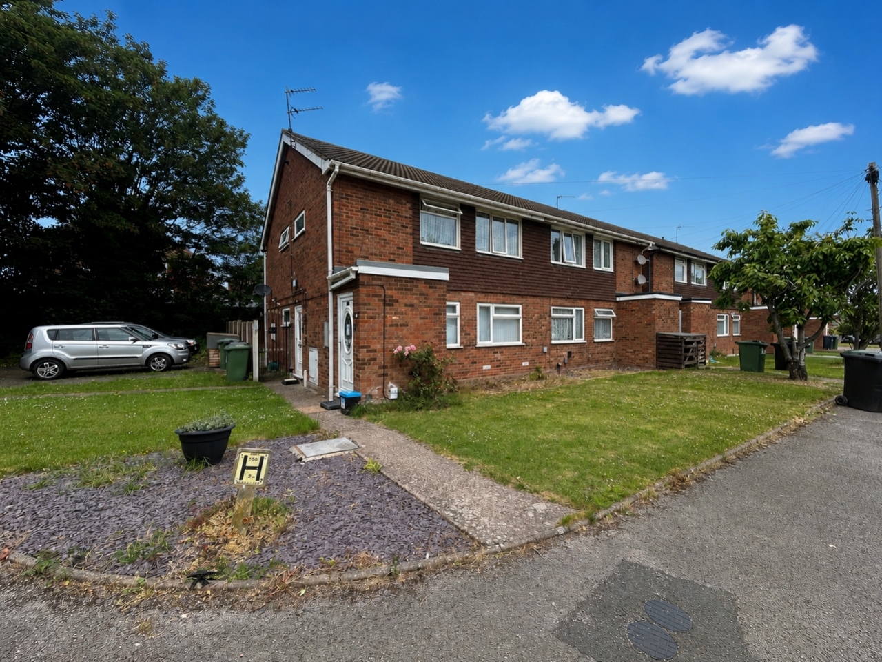 Brunslow Close, Willenhall, West Midlands, WV13