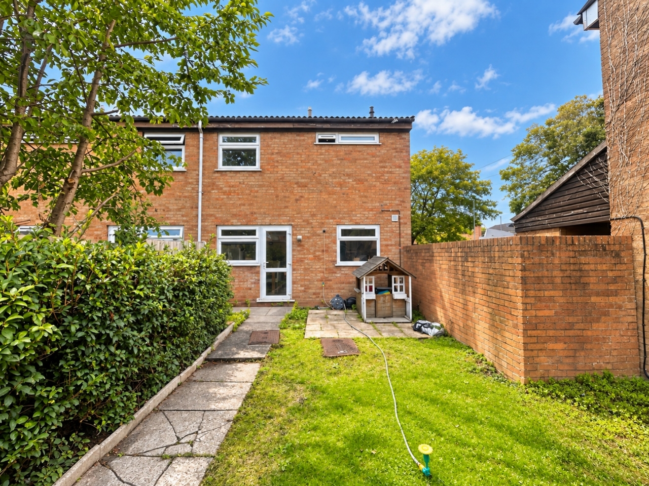 Brookhill Close, Willenhall, WV12