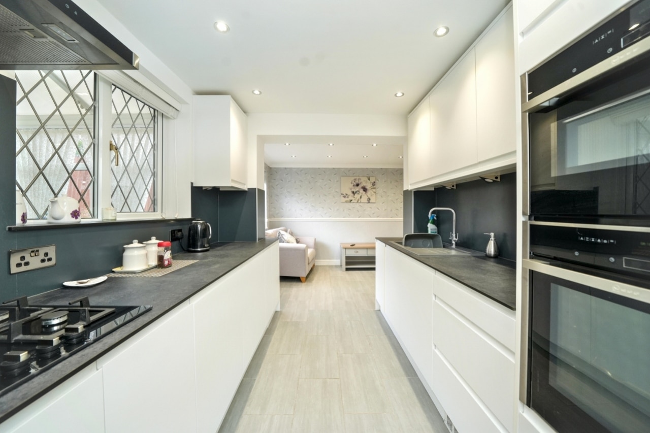 Woburn Avenue, Willenhall, West Midlands, WV12