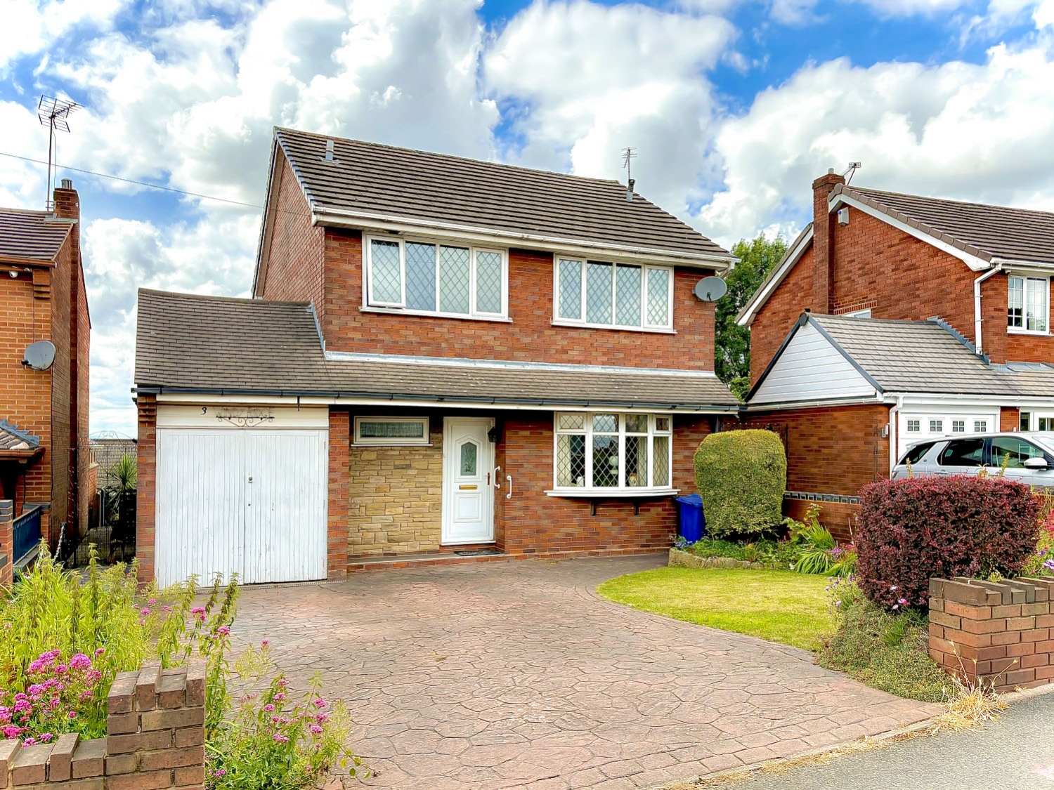 Holloway Street, UPPER GORNAL, DY3 2EA