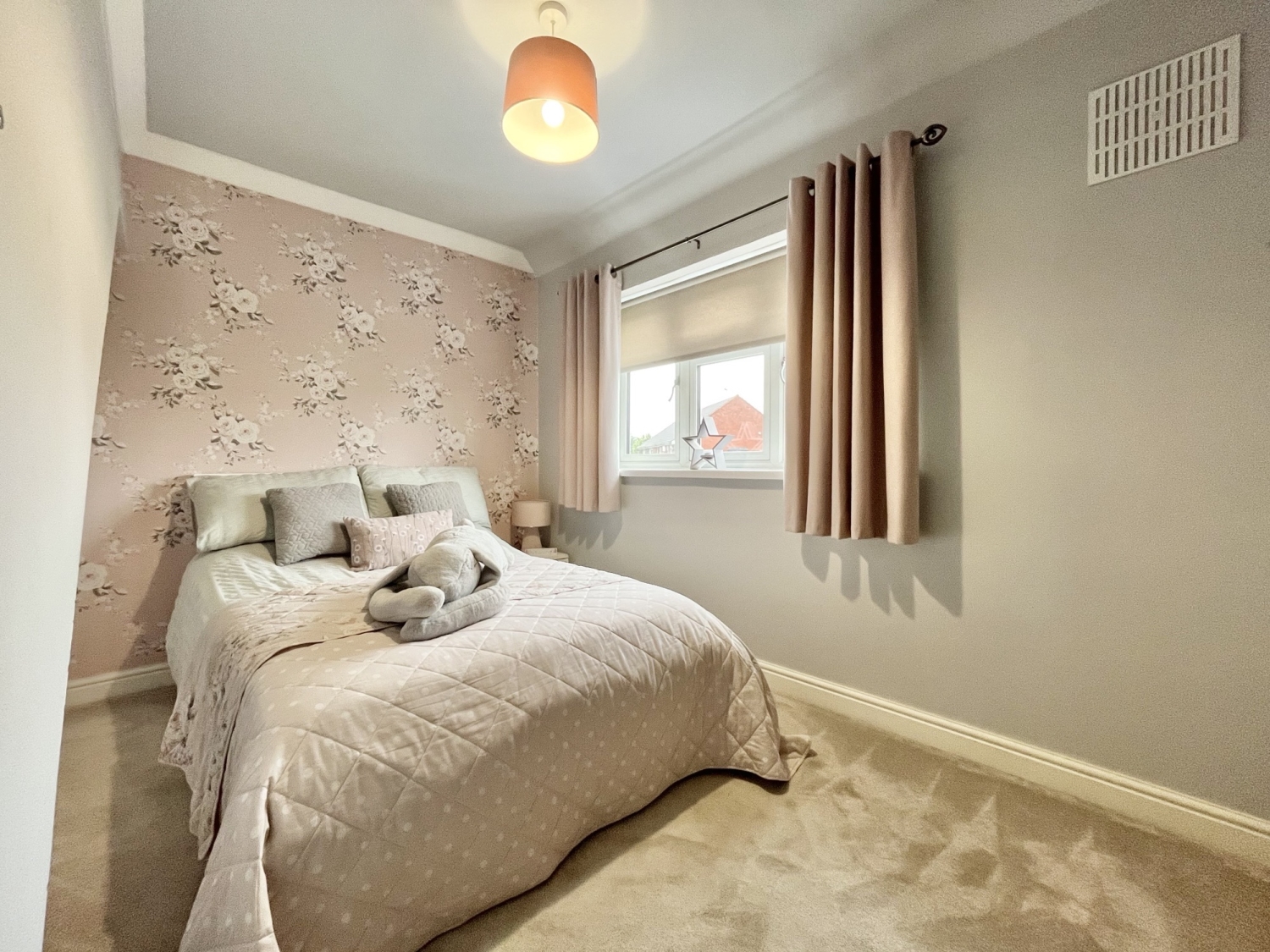 Duckhouse Road, Wednesfield