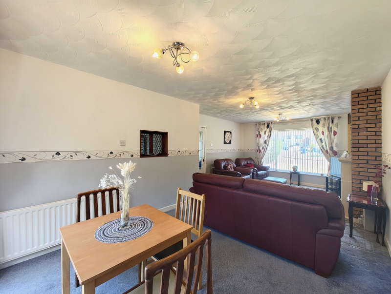 Longmeadow Drive, SEDGLEY, DY3 3QS