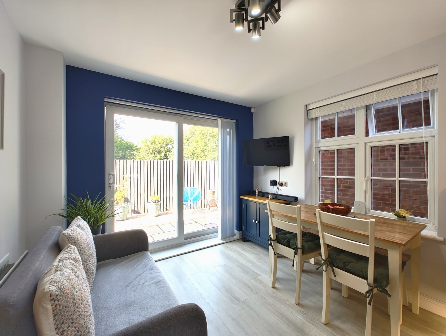 Himley Close, Bilston, West Midlands, WV14 0LJ
