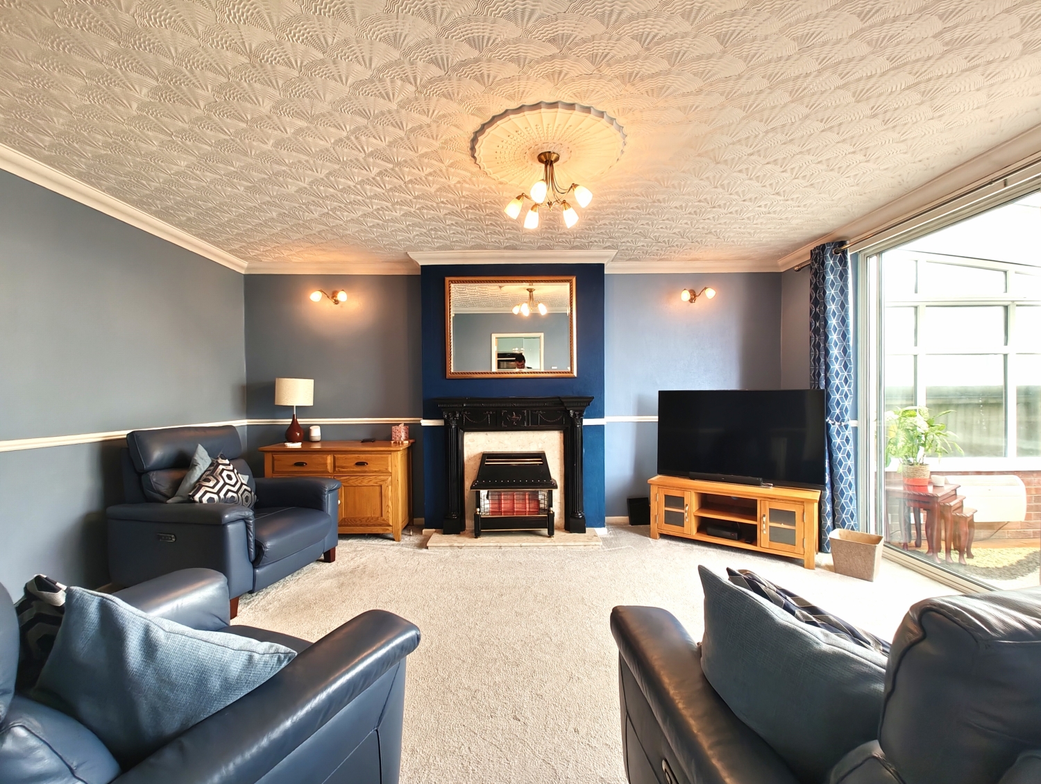 Shaw Road, Bilston, West Midlands, WV14 9PH