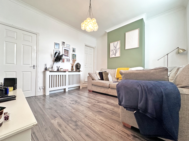 Green Lane, HALESOWEN, B62 9LP