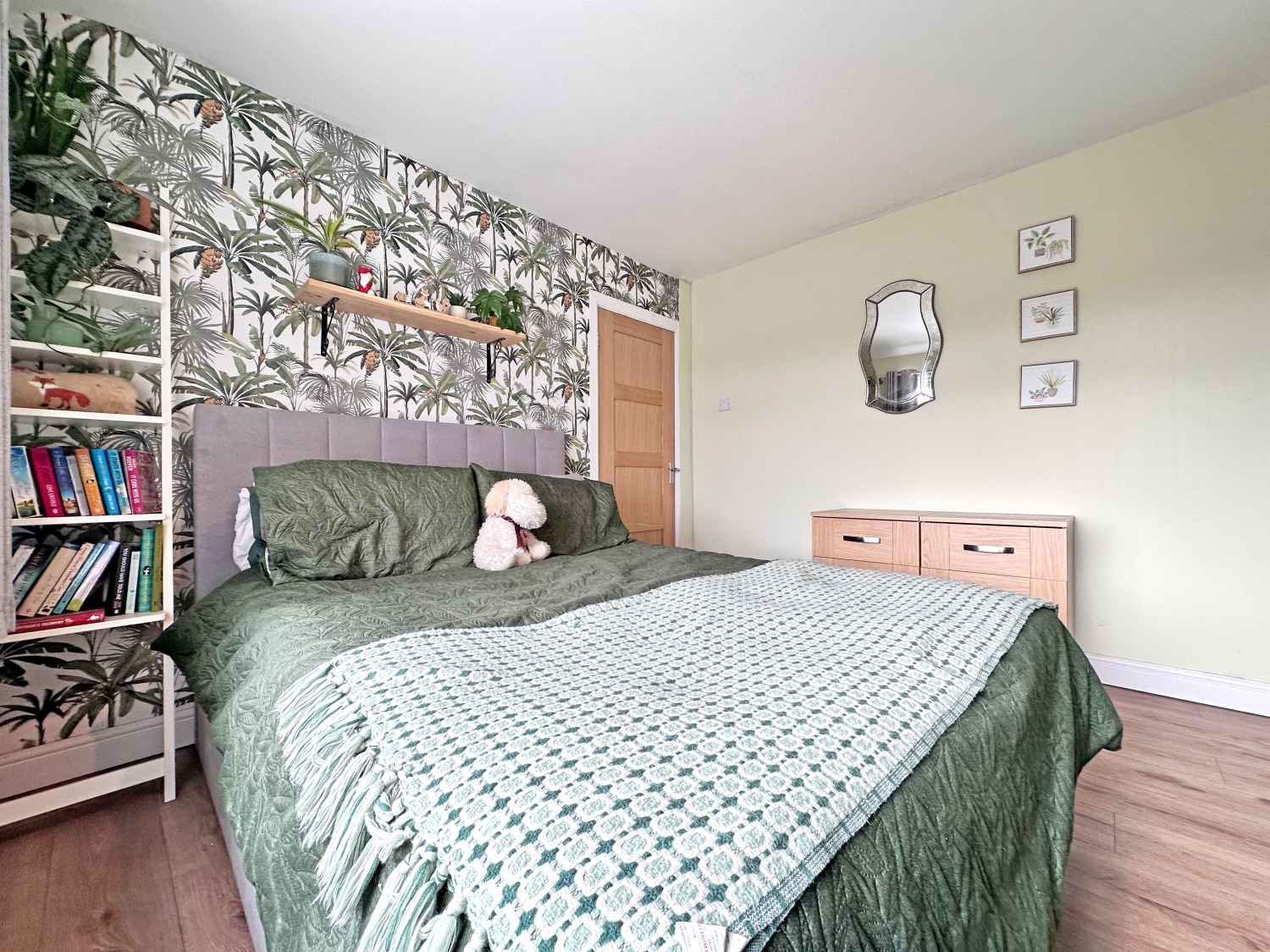Elizabeth Walk, TIPTON, DY4 0AL