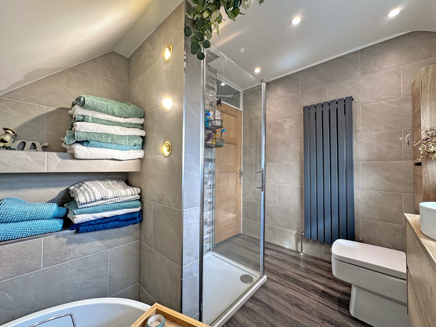 Elizabeth Walk, TIPTON, DY4 0AL