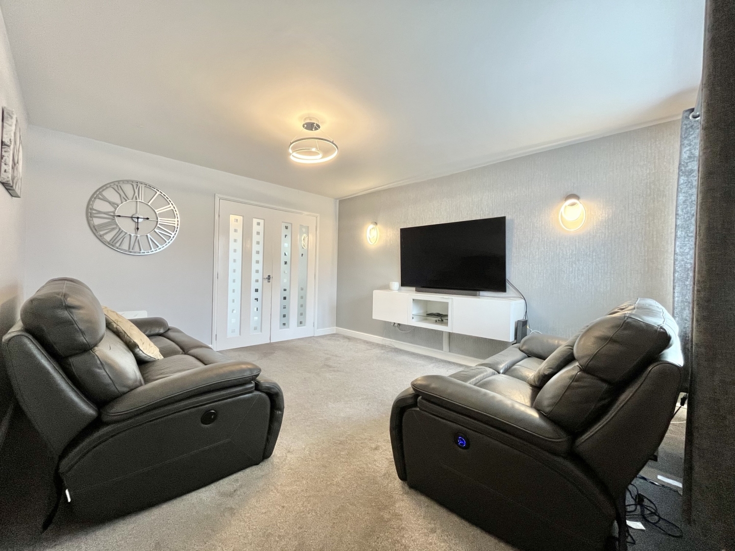 Tyning Close, Pendeford, WV9
