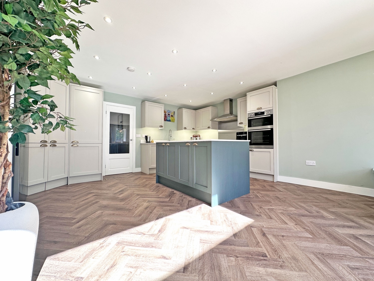 Brookfield Way, TIPTON, DY4 0NE