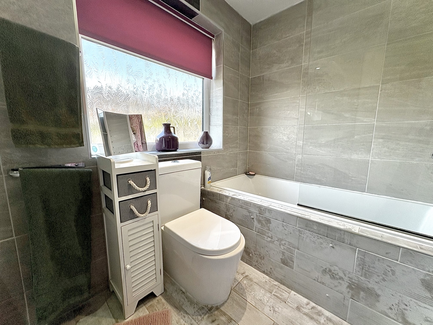 Cotwall End Road, LOWER GORNAL, DY3 3EJ