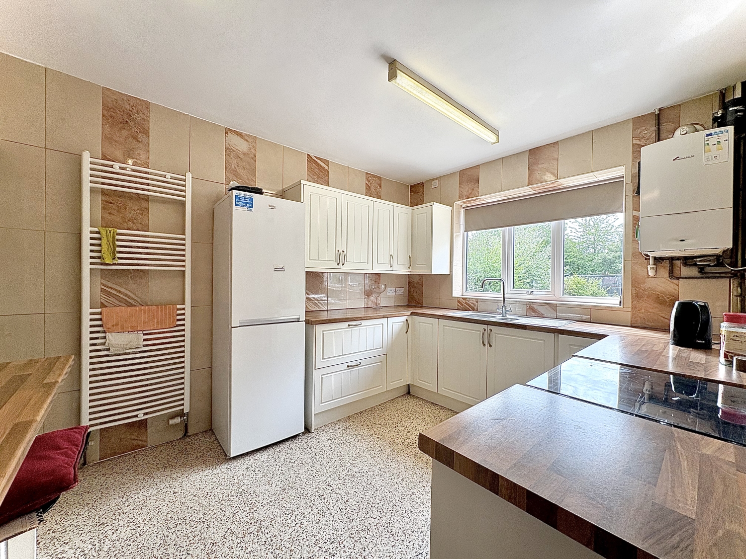 Bradleys Lane, Wallbrook, Bilston, West Midlands, WV14 8YF