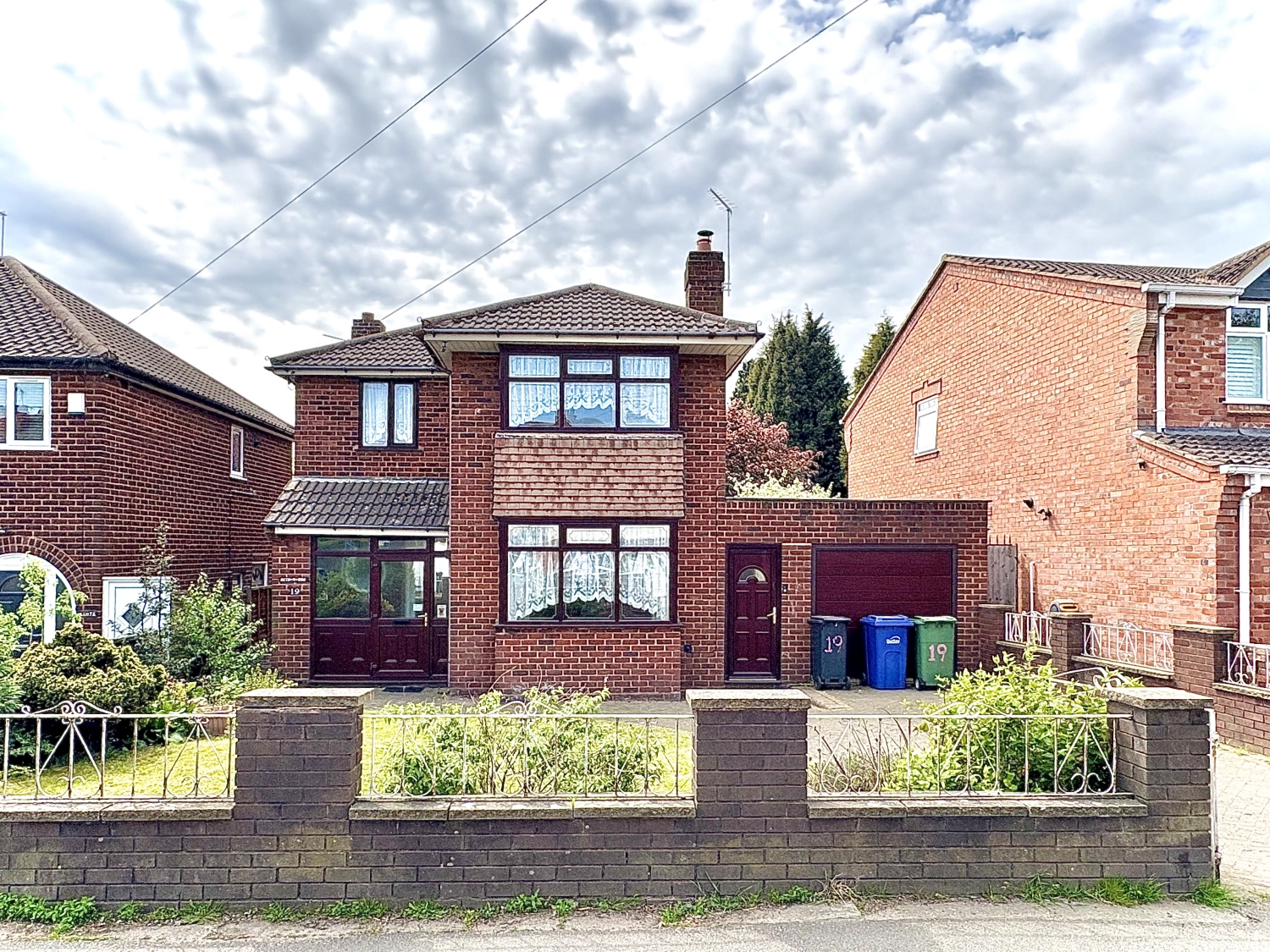 Bradleys Lane, Wallbrook, Bilston, West Midlands, WV14 8YF