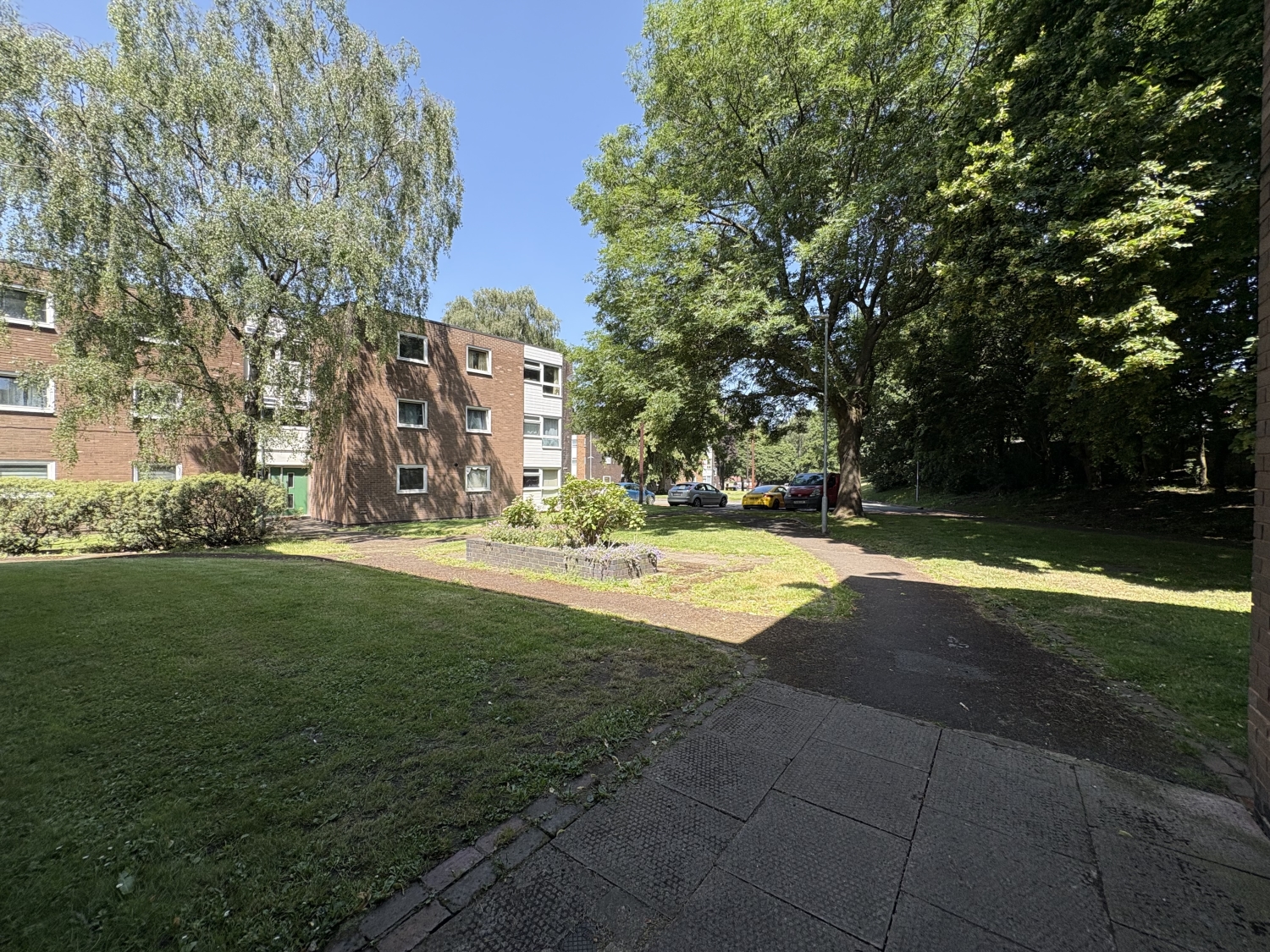 Rosehill Gardens, Willenhall