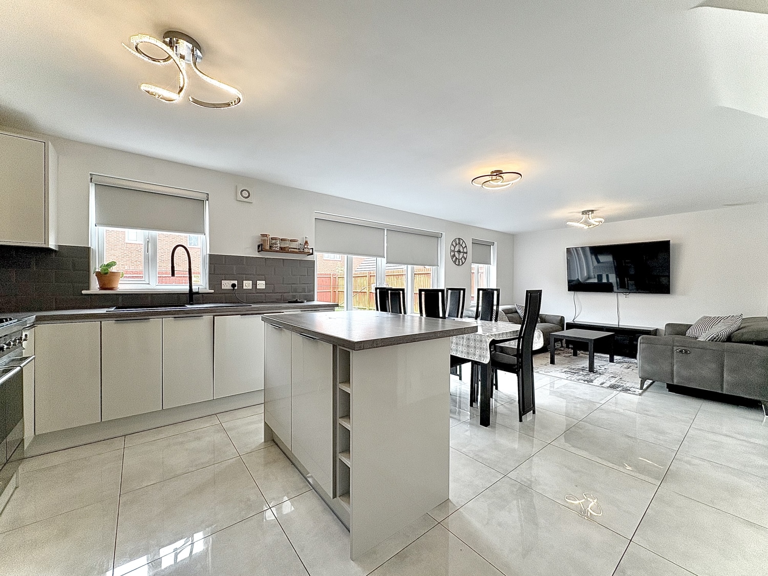 Himley Close, Bilston, WV14 0LJ