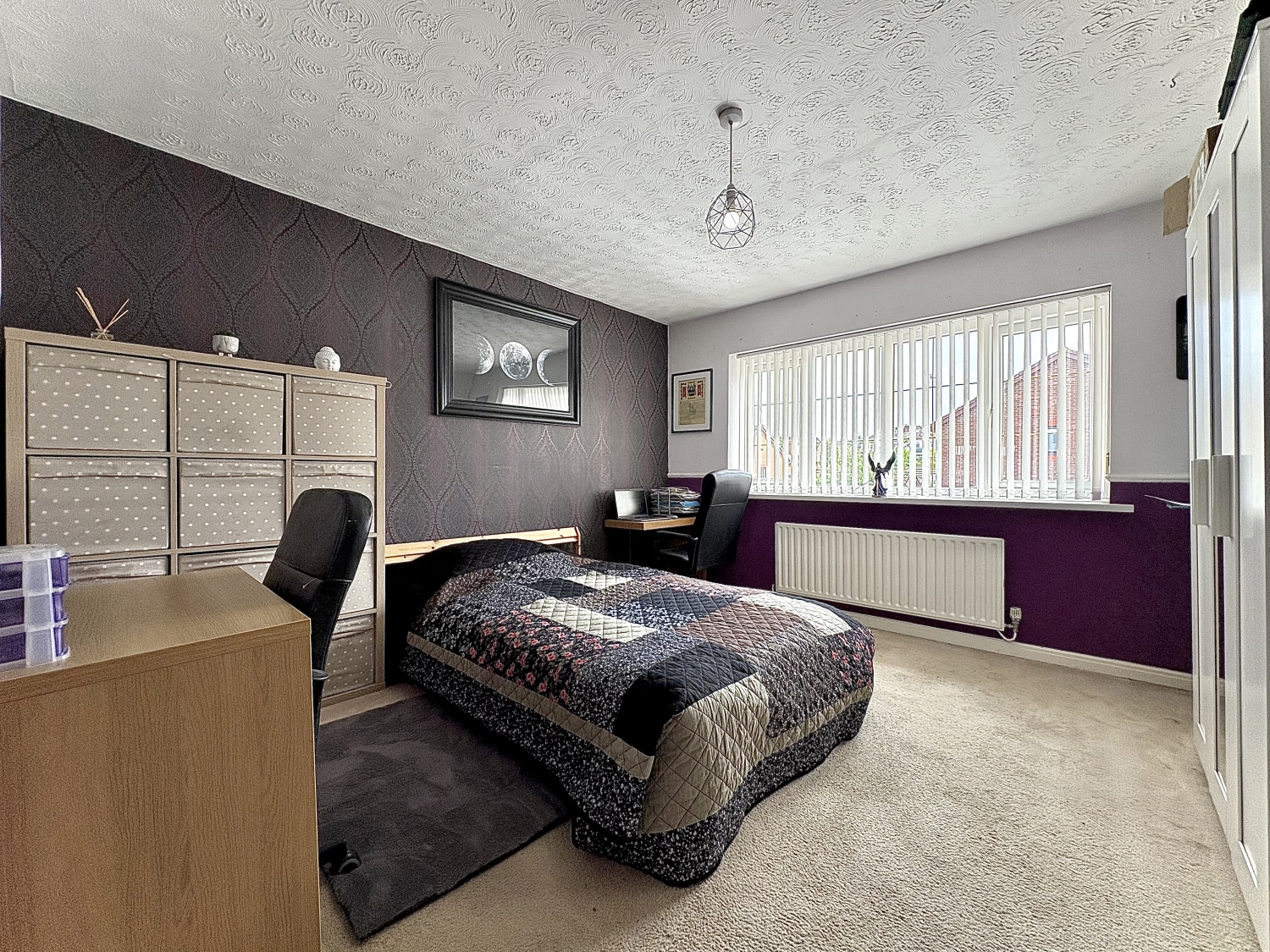 Nicholds Close, COSELEY, WV14 9JS