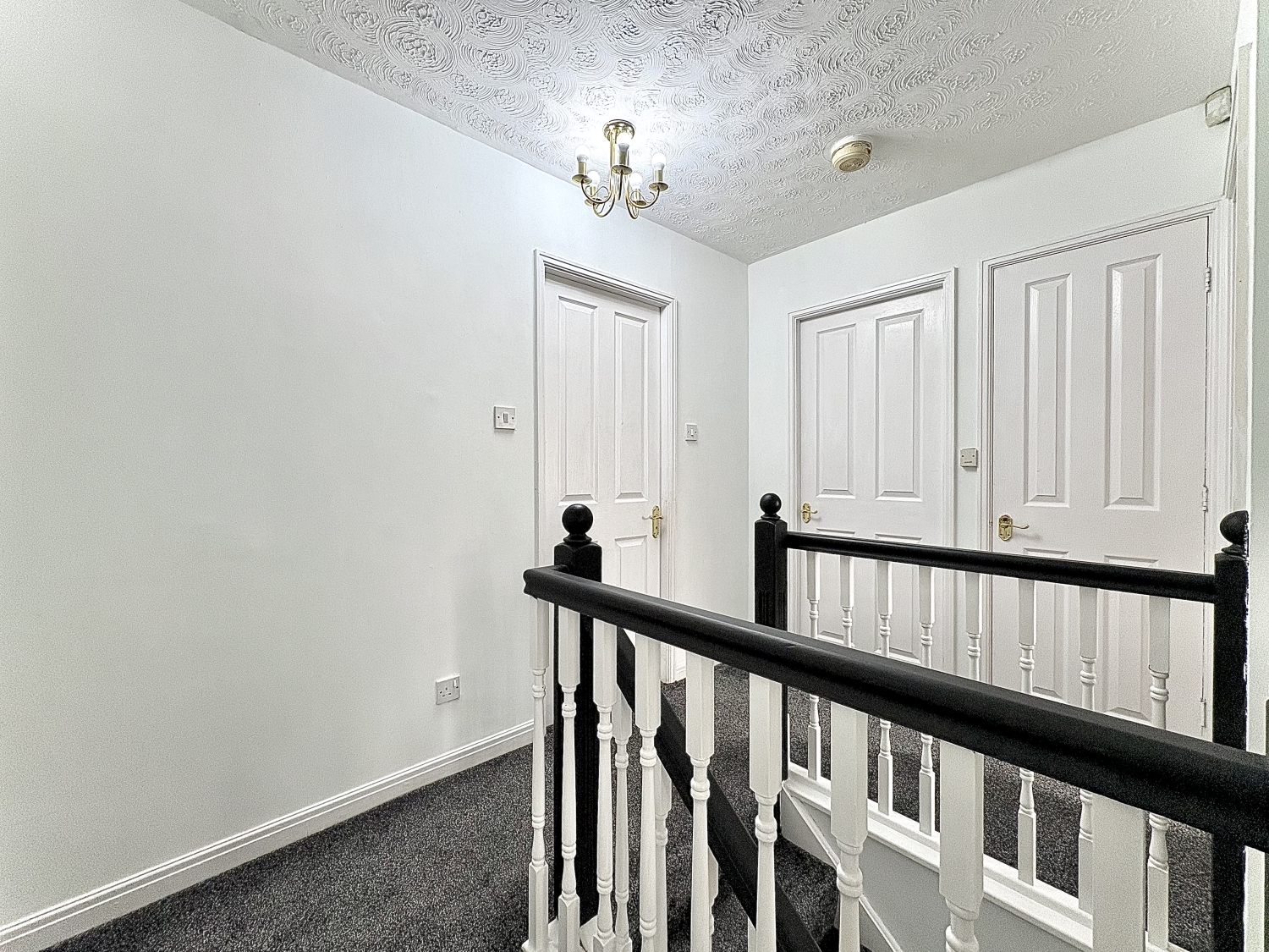 Nicholds Close, COSELEY, WV14 9JS
