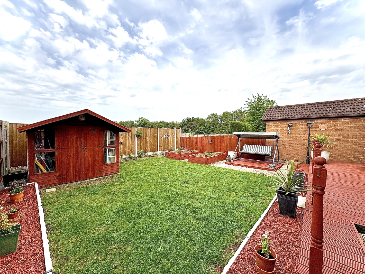 Nicholds Close, COSELEY, WV14 9JS