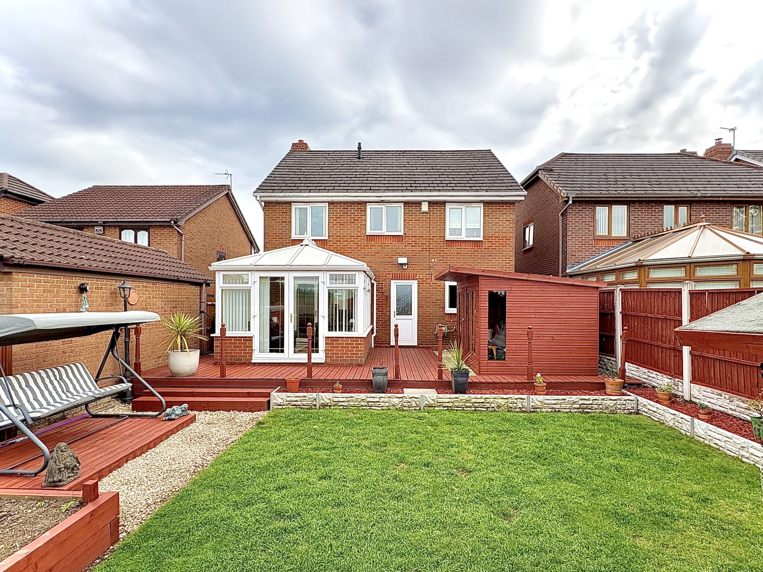 Nicholds Close, COSELEY, WV14 9JS