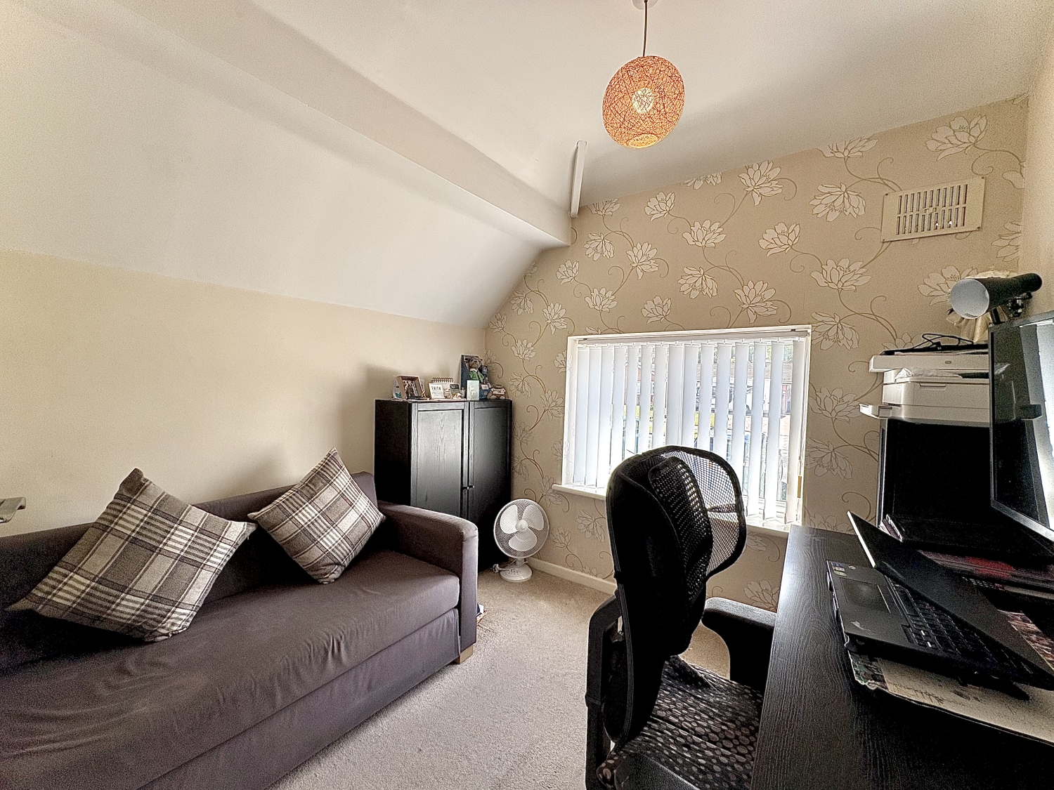 Dovedale Road, Ettingshall Park, Wolverhampton, West Midlands, WV4 6RF