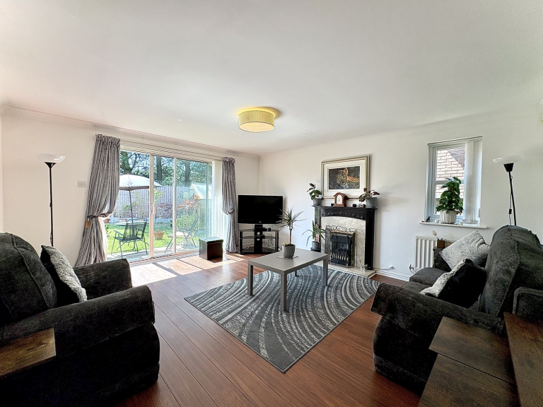 Snowshill Gardens, Dudley, DY1 3LU