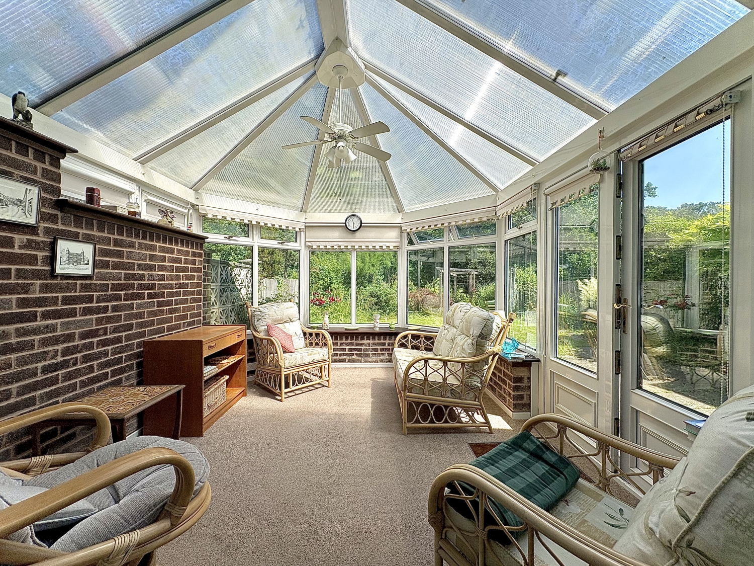 Longmeadow Drive, SEDGLEY, DY3 3QR