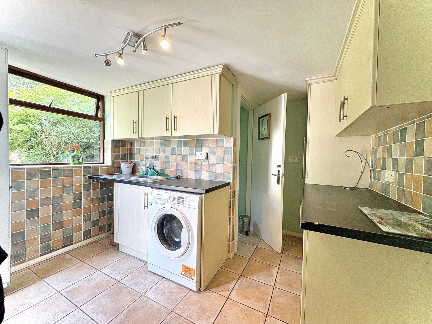 Longmeadow Drive, SEDGLEY, DY3 3QR