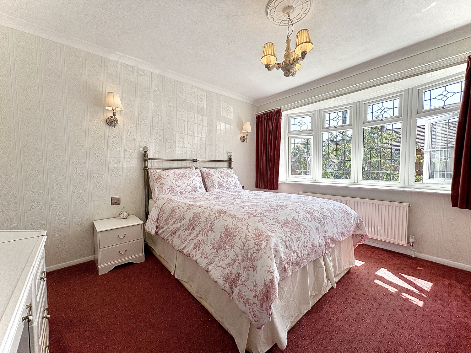 Milton Crescent, THE STRAITS, DY3 3DS