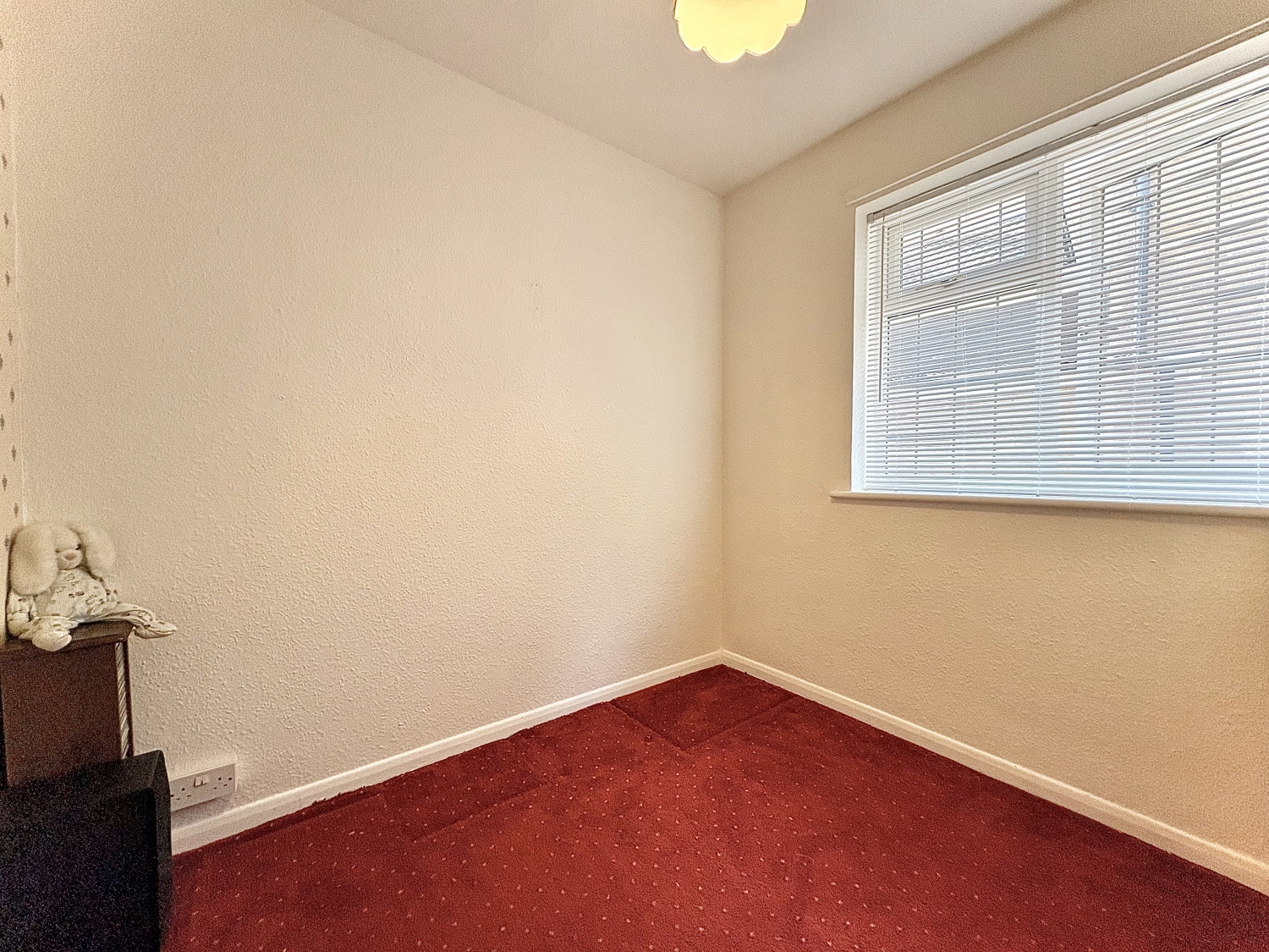 Milton Crescent, THE STRAITS, DY3 3DS