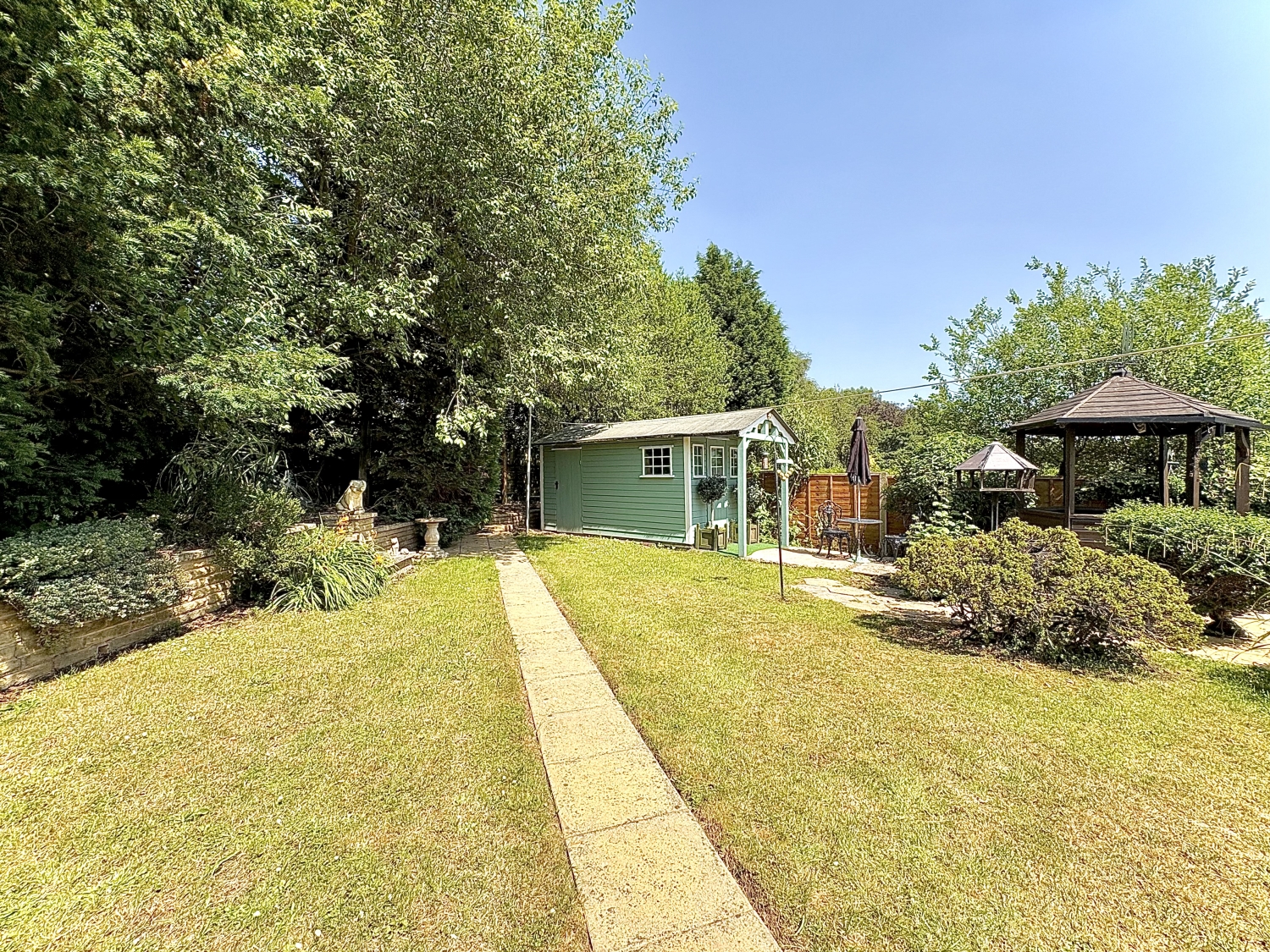 Milton Crescent, THE STRAITS, DY3 3DS