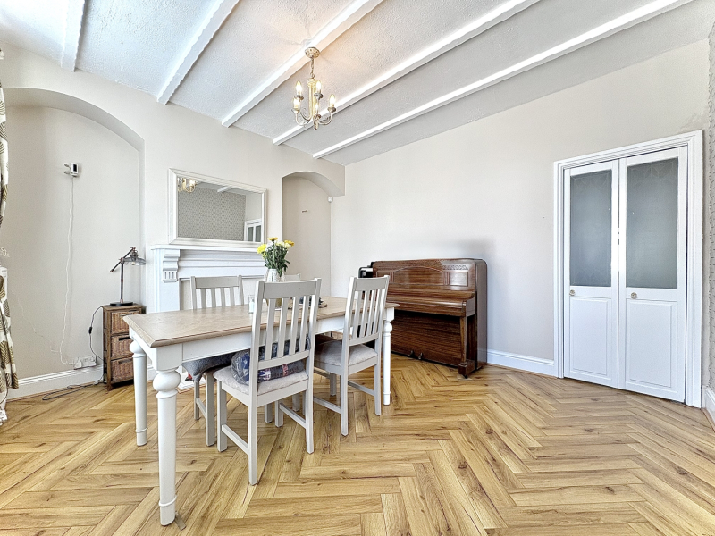 Kings Road, SEDGLEY, West Midlands, DY3 1HS
