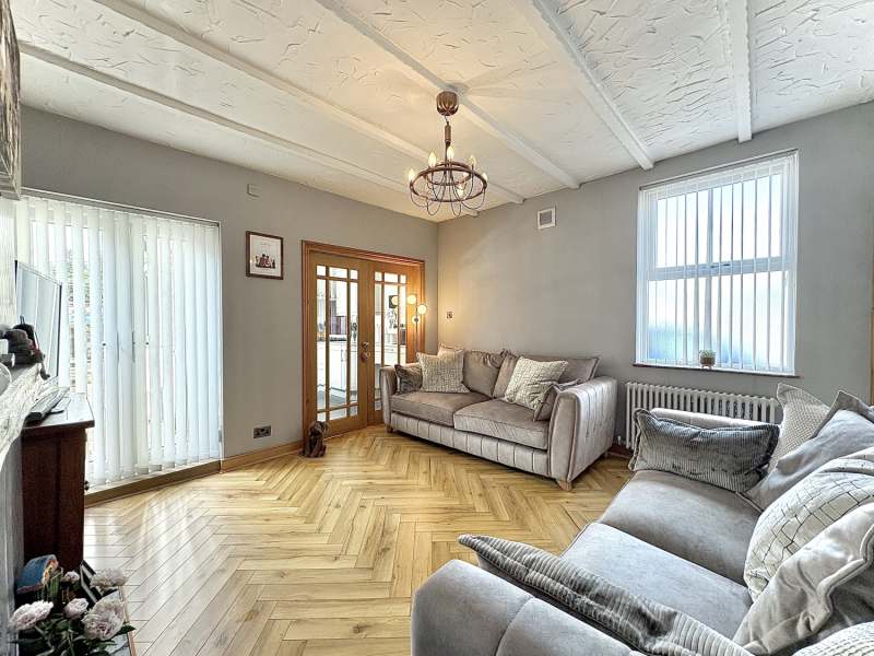 Kings Road, SEDGLEY, West Midlands, DY3 1HS
