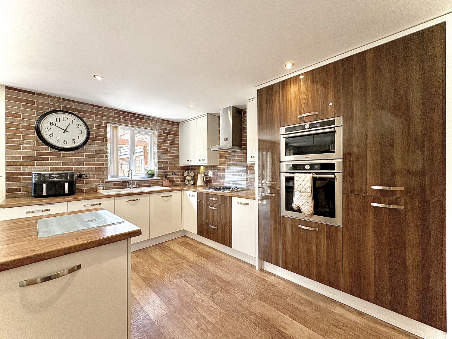 Himley Close, Bilston, WV14 0LJ