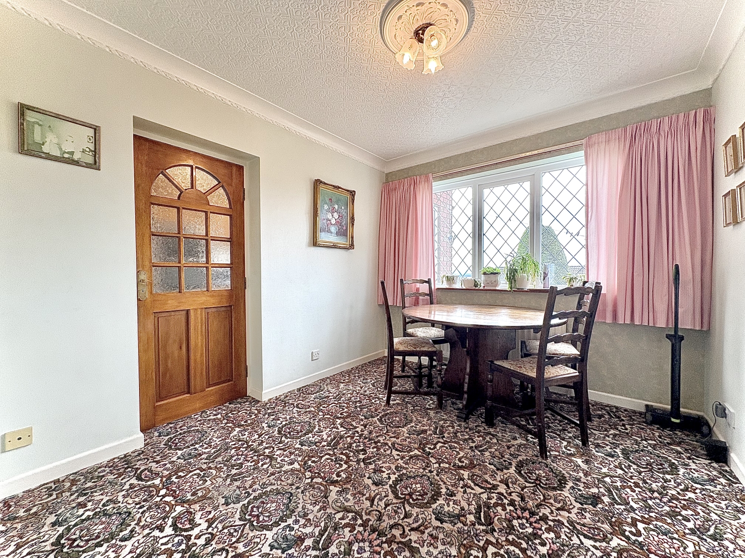 Holloway Street, UPPER GORNAL, DY3 2EA