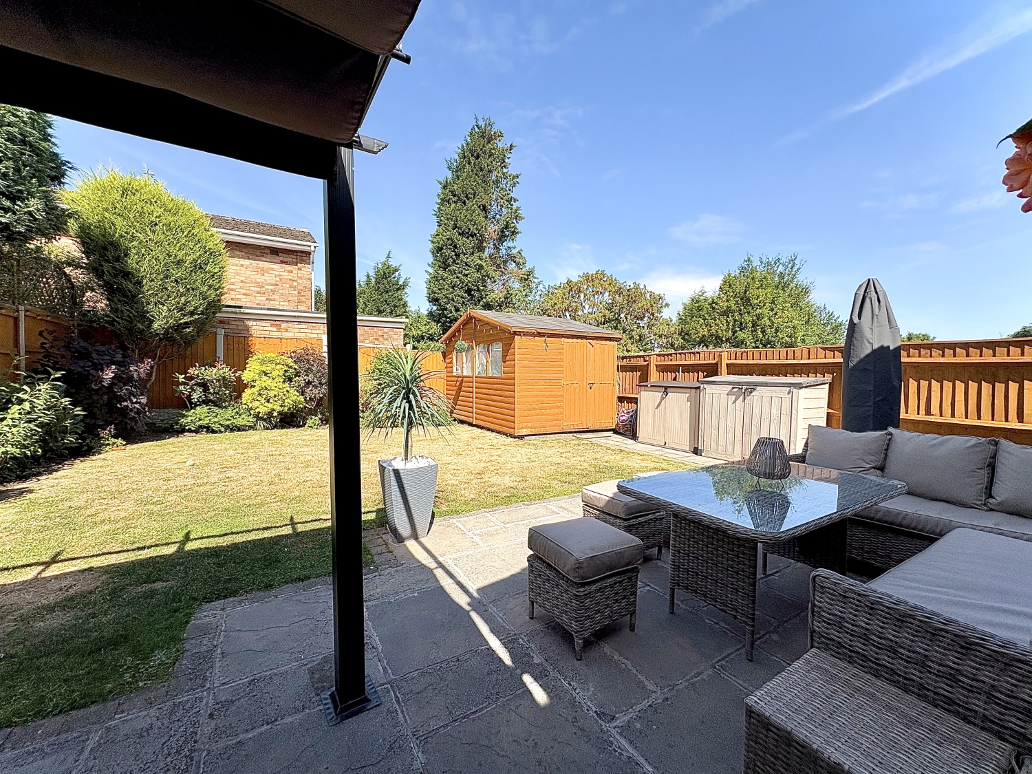 Caswell Road, SEDGLEY, DY3 3TE