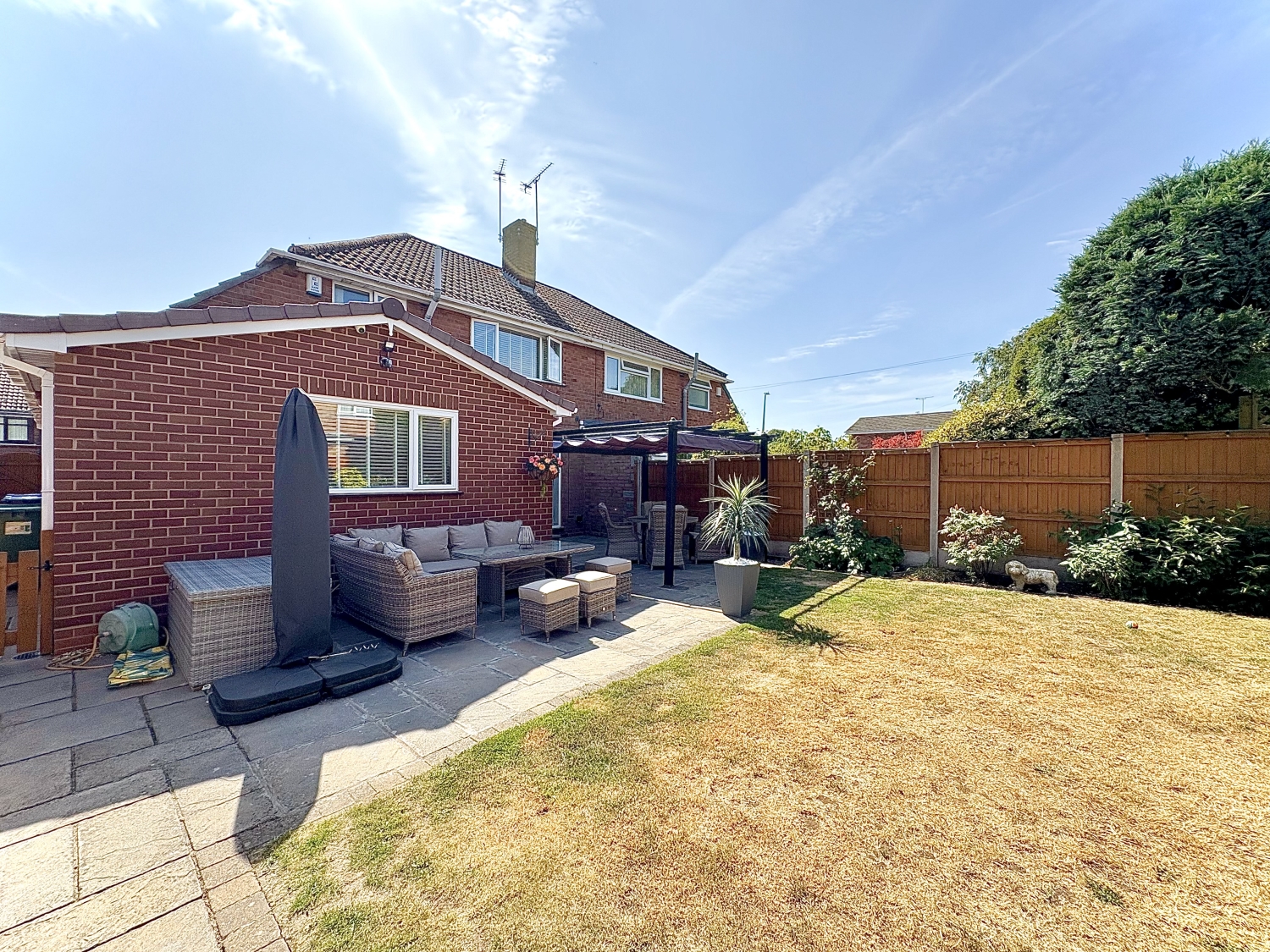 Caswell Road, SEDGLEY, DY3 3TE