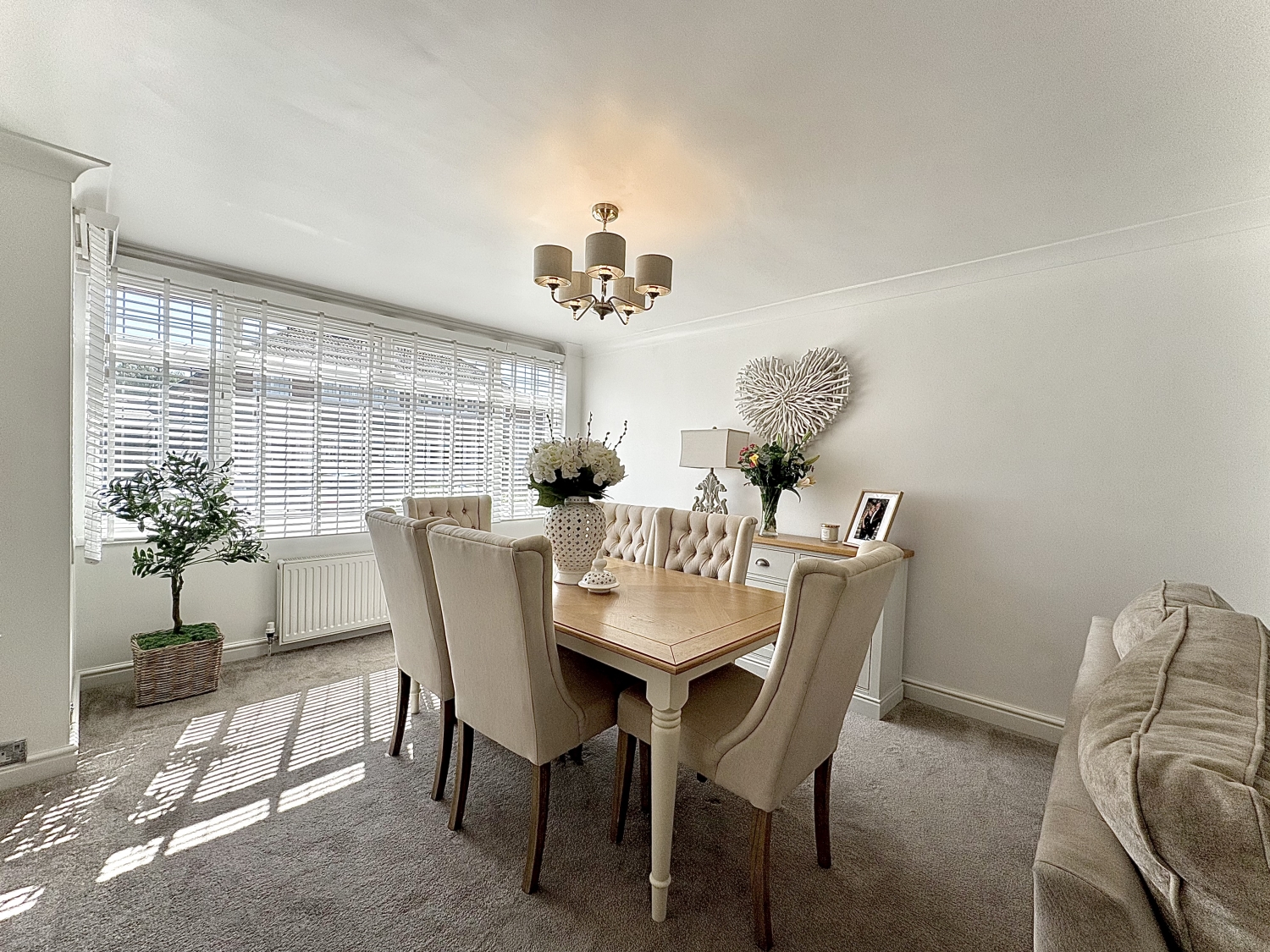 Caswell Road, SEDGLEY, DY3 3TE
