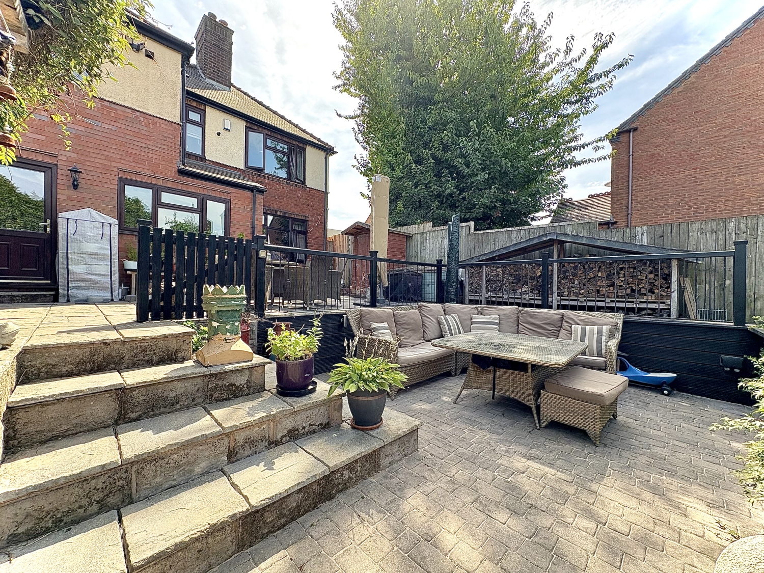 Fullwoods End, COSELEY, WV14 9NX