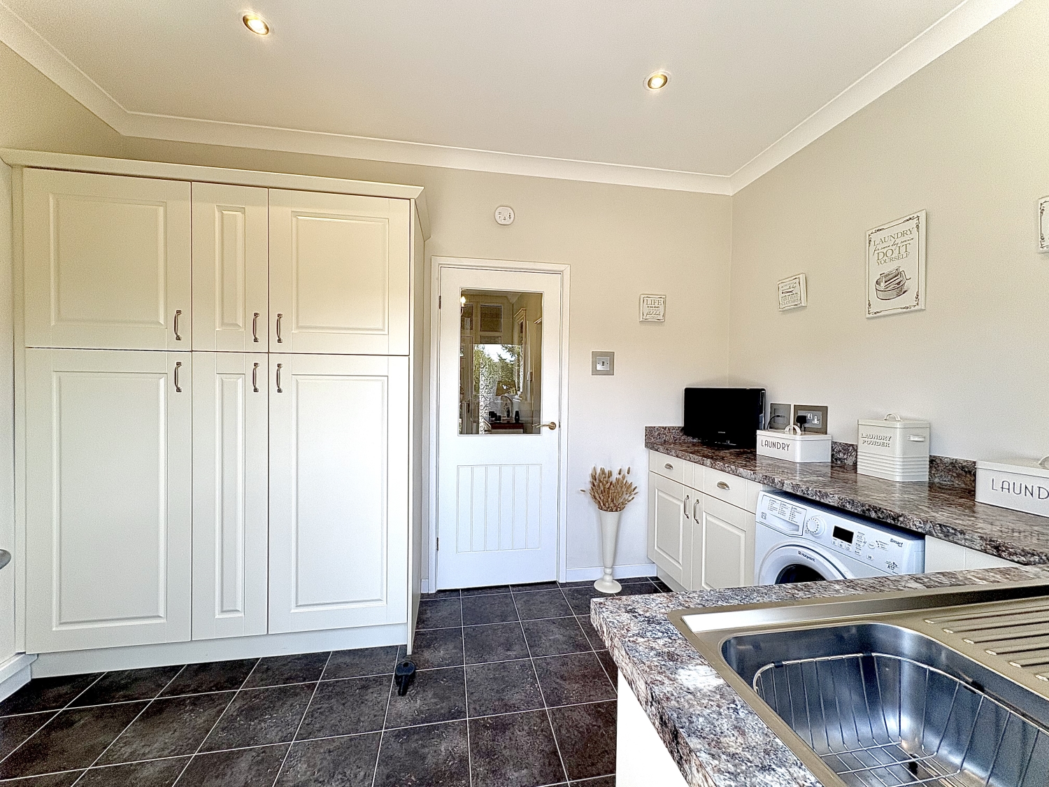 The Straits, LOWER GORNAL, DY3 3BH