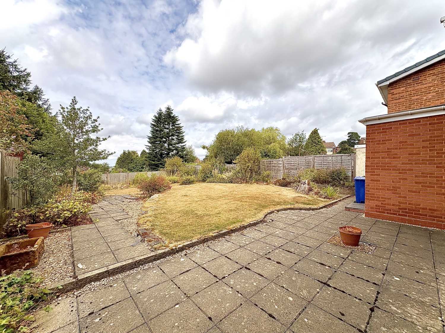 Sandyfields Road, Sedgley, DY3