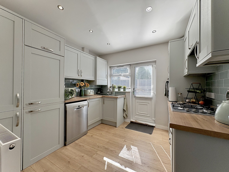 Moorcroft, Bilston, WV14