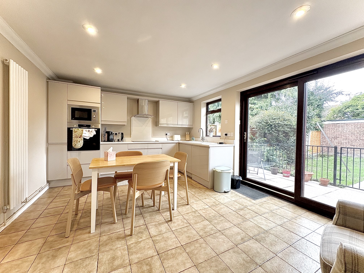 Sedgley Road, Woodsetton, DY1