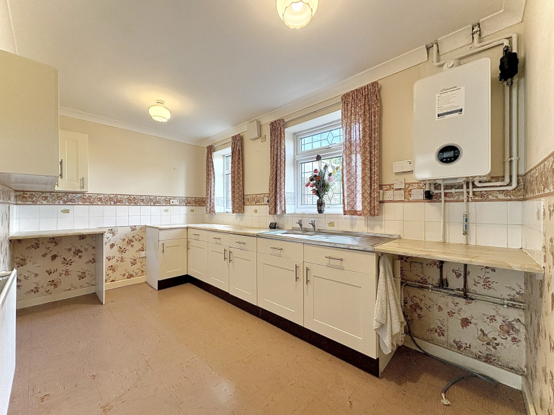 Valley Road, Upper Gornal, DY3