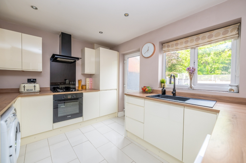 Ravensbourne Grove, Willenhall, West Midlands, WV13