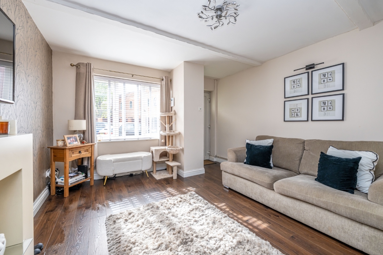 Ravensbourne Grove, Willenhall, West Midlands, WV13