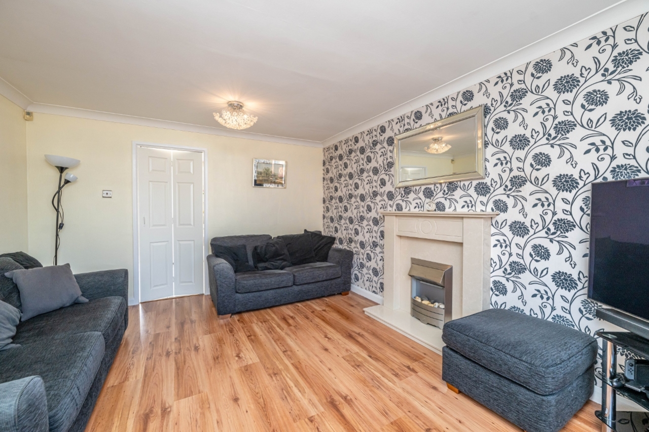 Cheswick Close, Willenhall, West Midlands, WV13