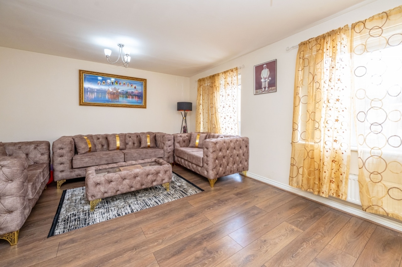 Willow Grove, Willenhall