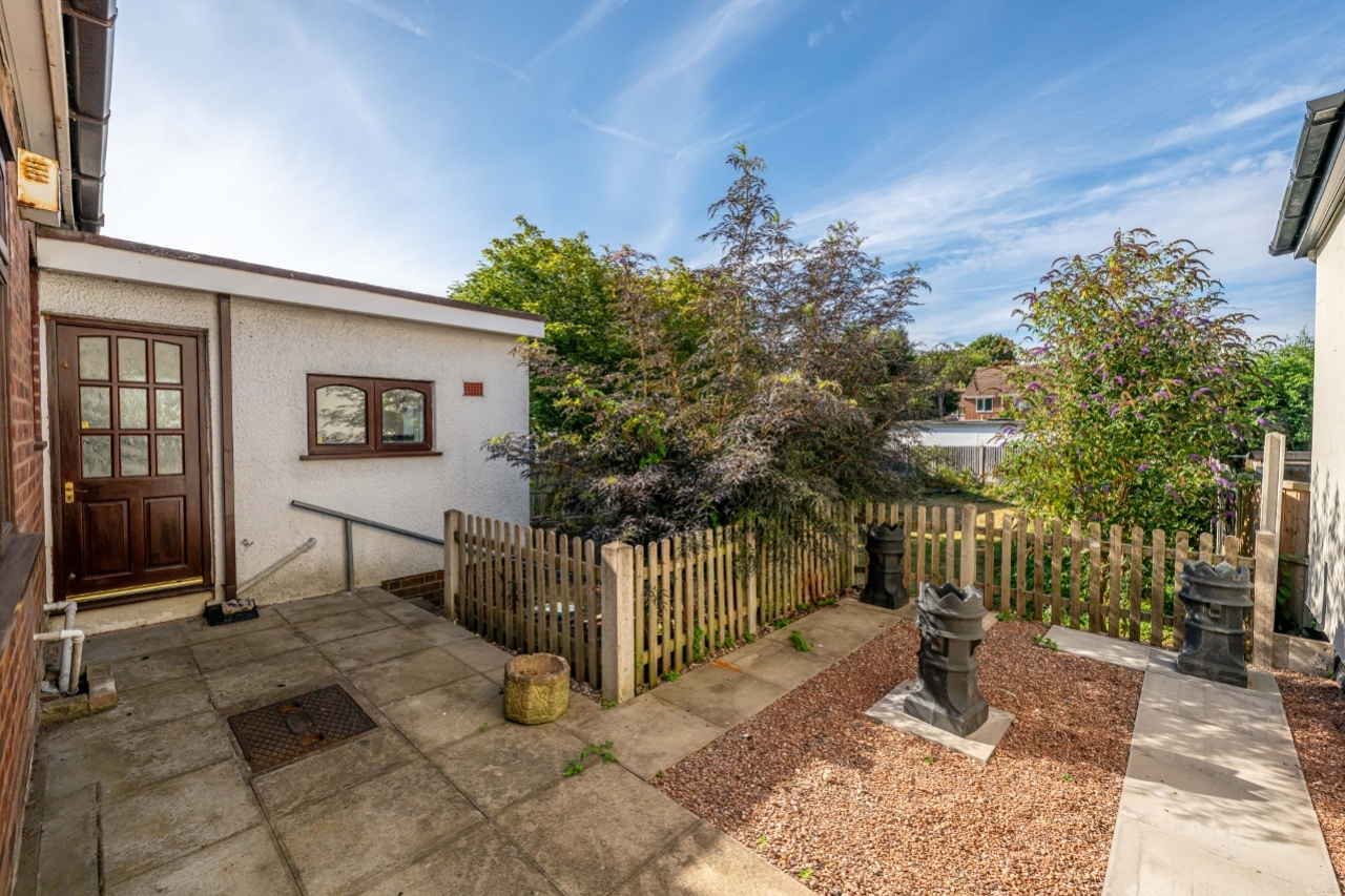 Uplands Grove, Willenhall, West Midlands, WV13